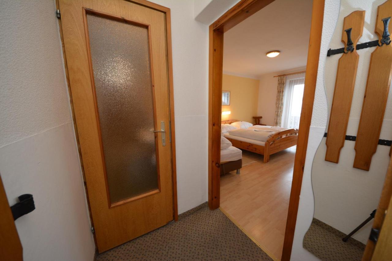 Haus Kleineisen By Chatel Reizen Zell am See Room photo