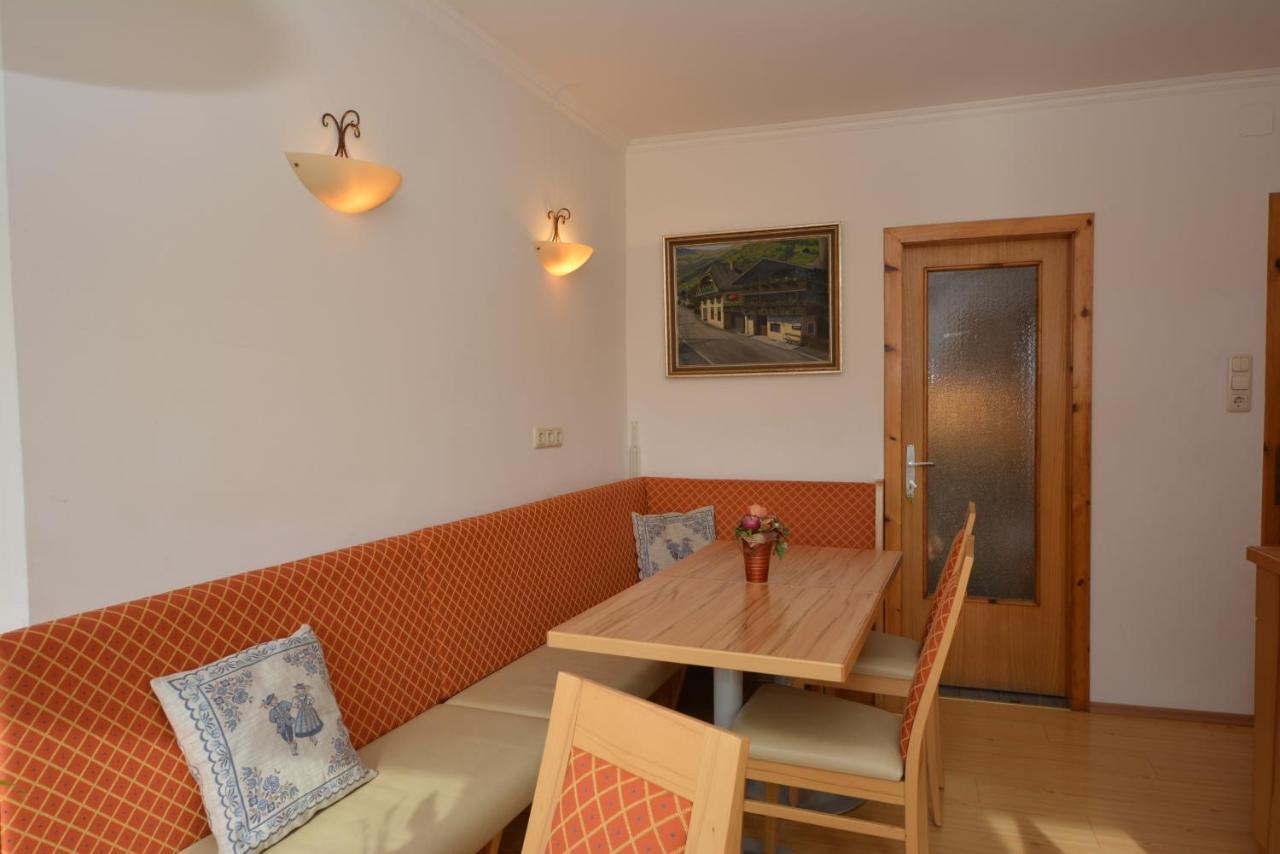 Haus Kleineisen By Chatel Reizen Zell am See Room photo