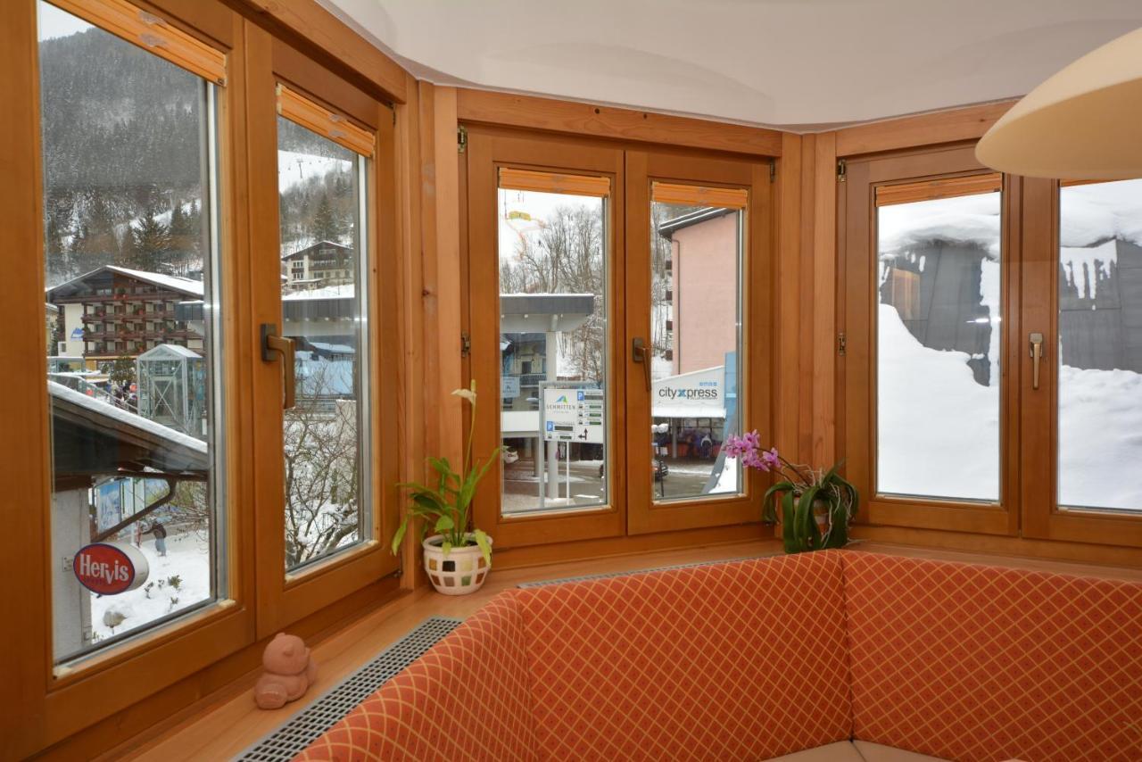 Haus Kleineisen By Chatel Reizen Zell am See Room photo